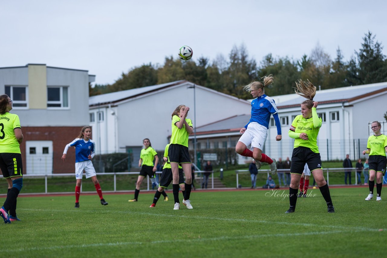 Bild 199 - B-Juniorinnen TSV Schoenberg - Holstein Kiel : Ergebnis: 0:23